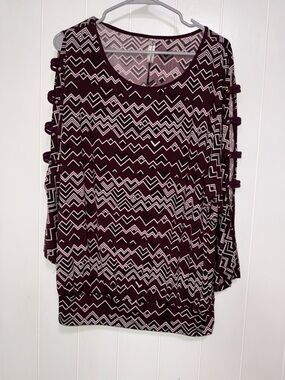 Perseption Burgundy Geometric Cold-Shoulder Top